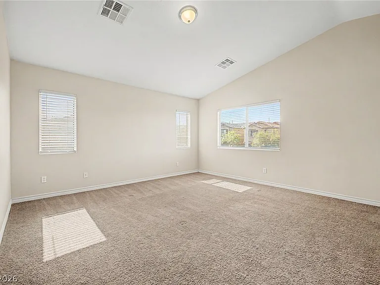 10560 Laurelwood Lake Ave — Photo 13