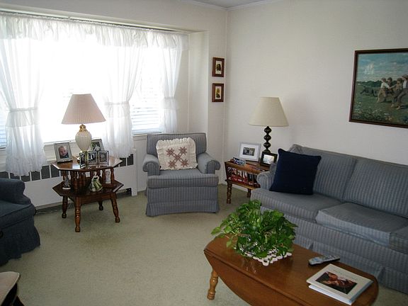 2nd image of 26 Marion Pl