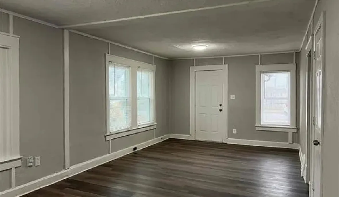 3 bed, 986 sqft, $1,450 — Photo 2