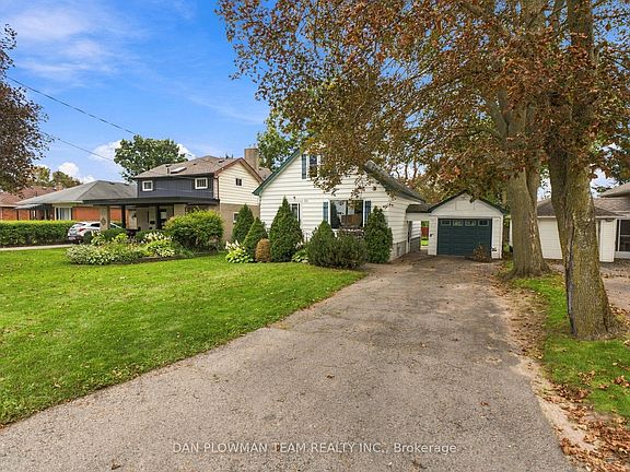2nd image of 98 Scugog St