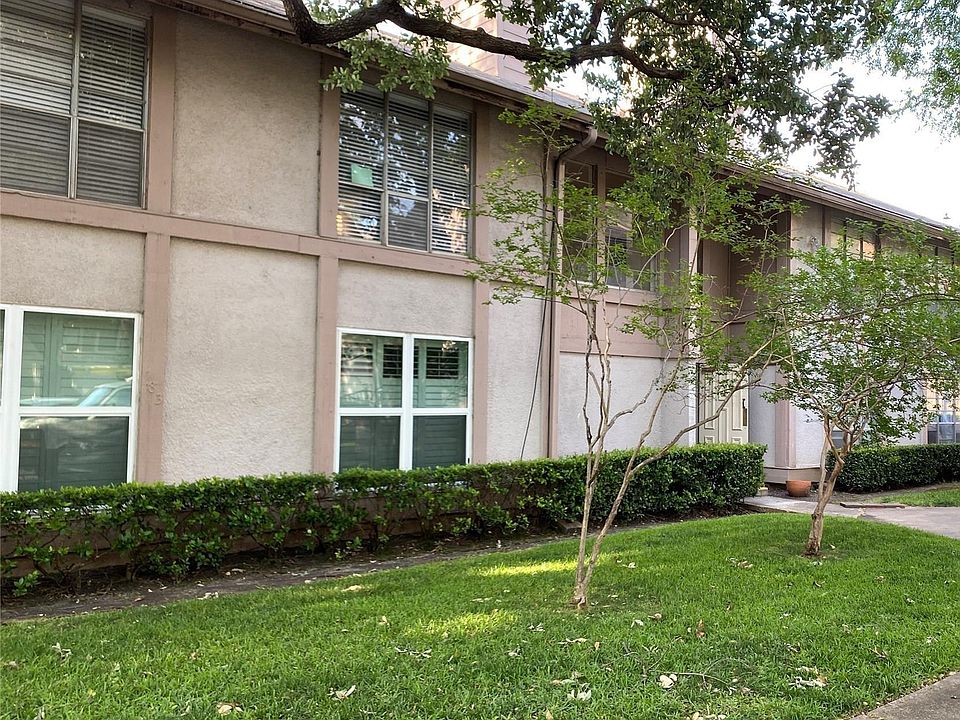 1st image of 10588 High Hollows Dr