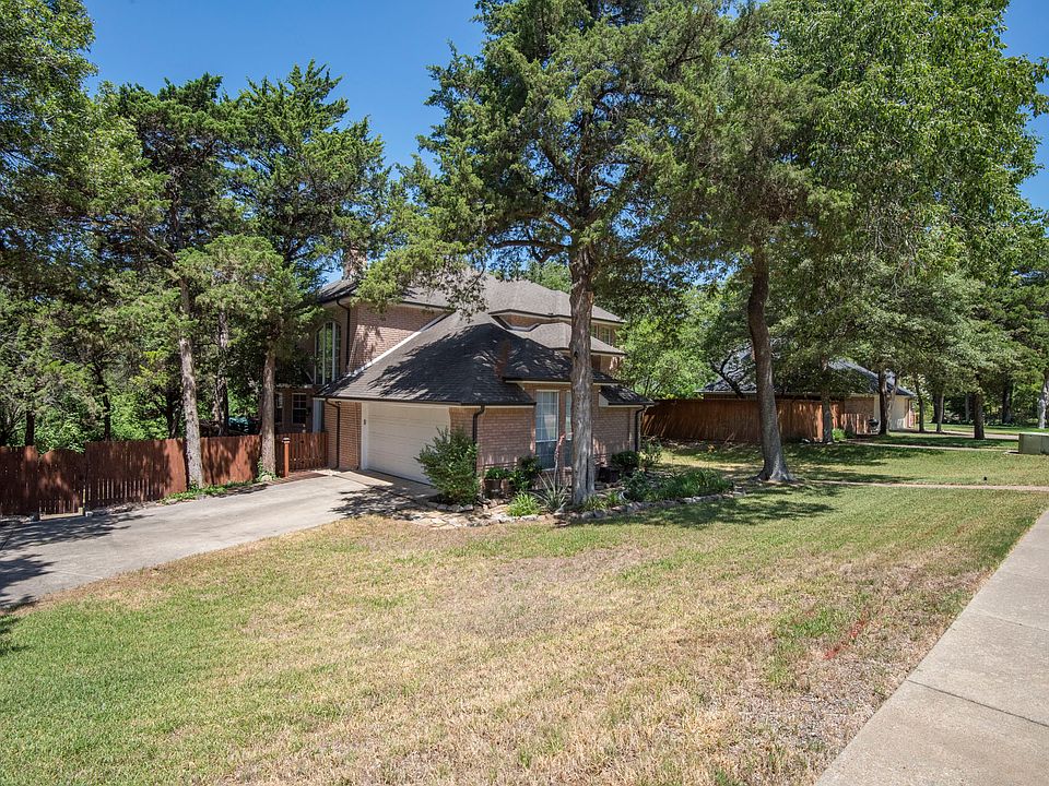 1st image of 807 Timber Ridge Dr