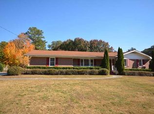 934 Beech Valley Rd, Lithia Springs, GA 30122