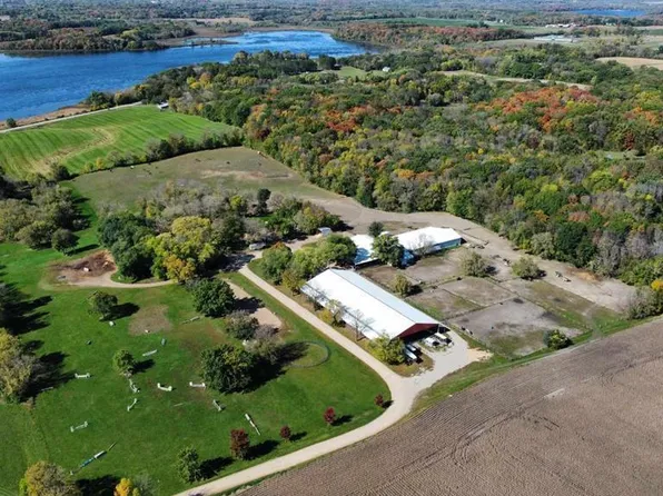 3035 Lake Sarah Rd, Maple Plain, MN 55359