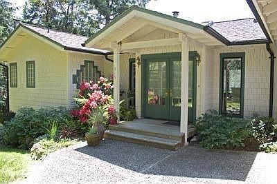 1st image of 315 Highlands Dr