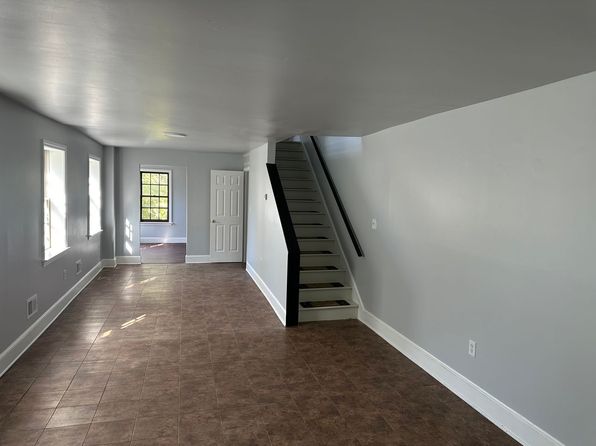 513 N West St UNIT C