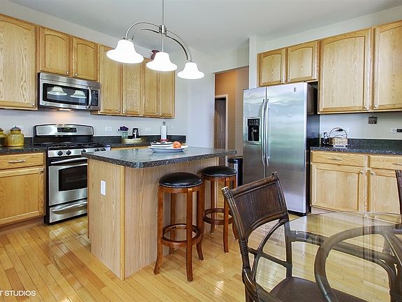 3rd image of 433 Windham Trl