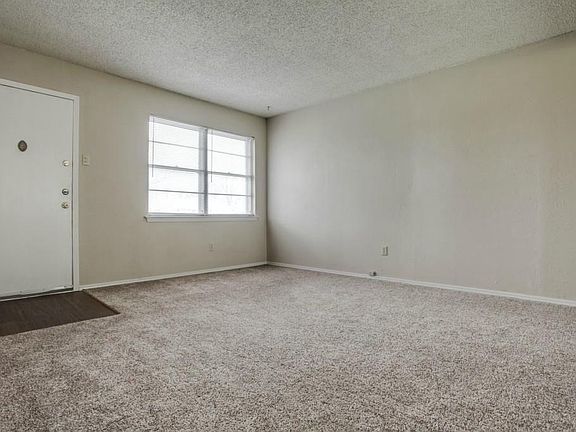 4th image of 4336 Chestnut Dr