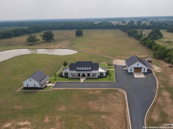 4783 Fm 3158, Dale, TX 78616