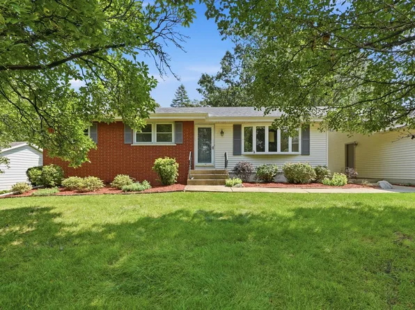 8041 Rhode Ct, Dyer, IN 46311