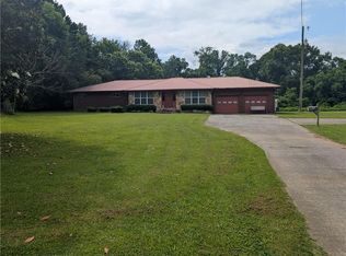 310 Richards St, Calhoun, GA 30701