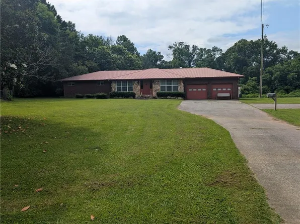 310 Richards St, Calhoun, GA 30701