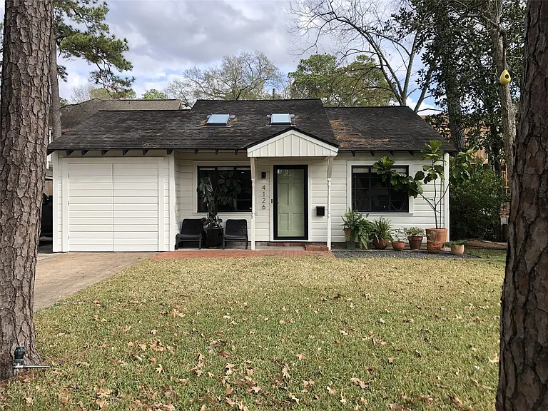 4126 Apollo St — Photo 2
