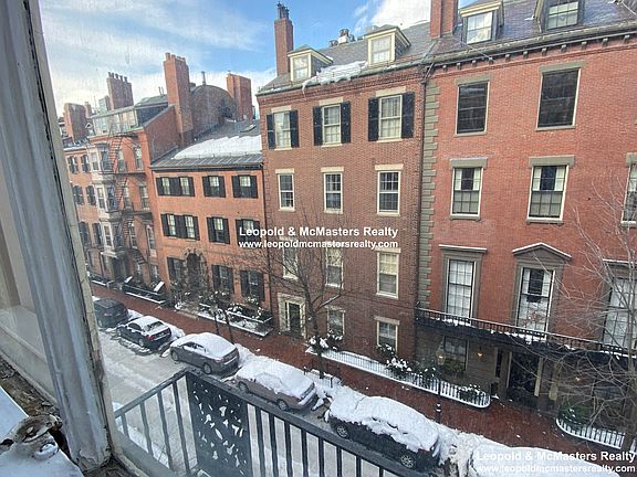 5th image of 20 Mt Vernon St APT 301