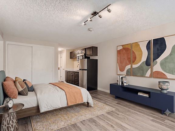 4th image of 1825 NE 108th Ave #210