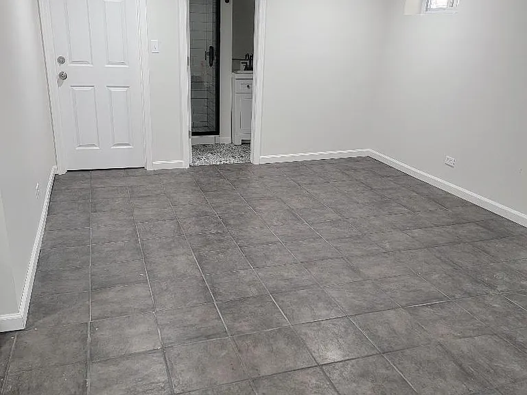 2837 N Long Ave #BASEMENT — Photo 5
