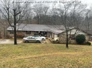 835 McCloud Rd, Scott Depot, WV 25560