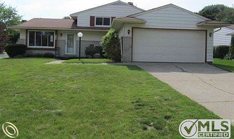 828 SHEFFIELD RD AUBURN HILLS (2