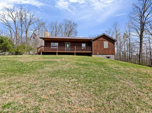 235 Rices Hill Rd, Natural Bridge, VA 24578