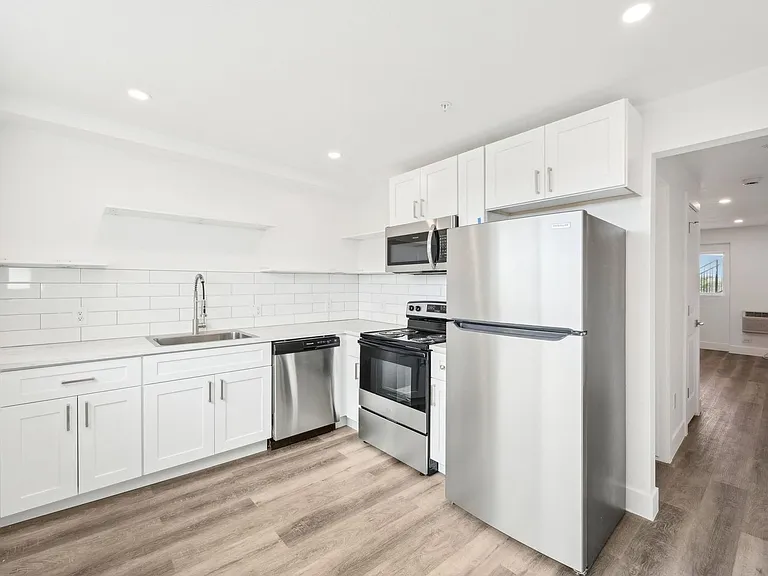 11800 E Colfax — Photo 54