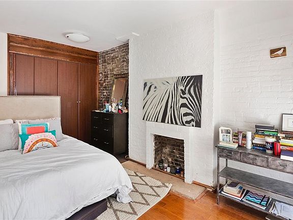 4th image of 661 Washington St