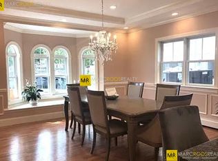 57 Rowe St, Newton, MA 02466