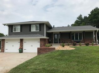 18150 Holdrege St, Lincoln, NE 68527