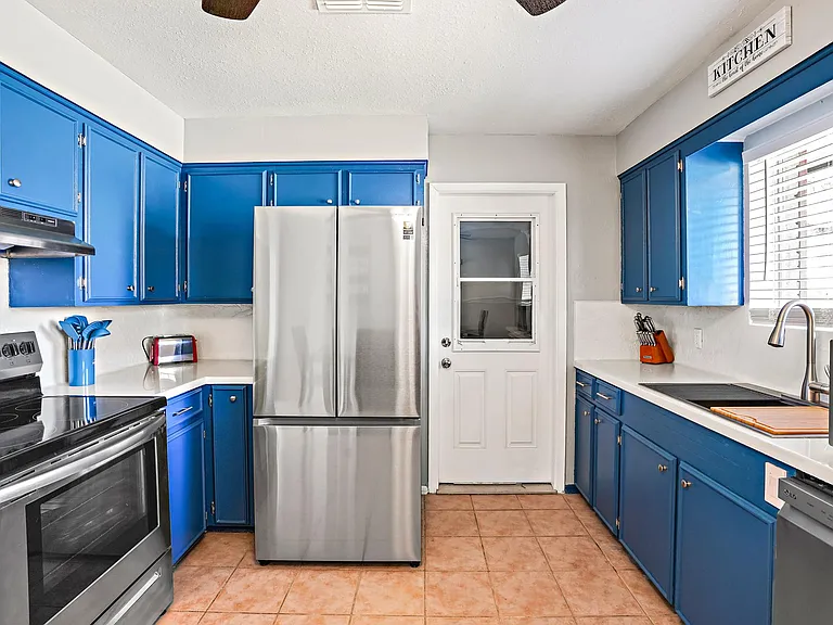 6137 Birchwood Dr — Photo 5
