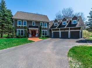 5995 Country Club Rd, Shorewood, MN 55331
