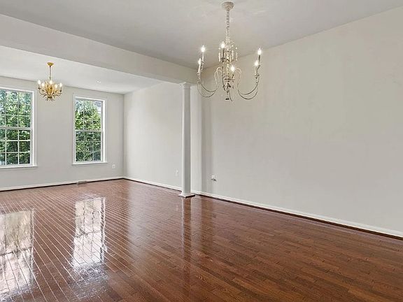4th image of 9808 Smithview Pl
