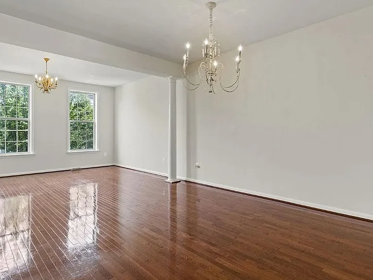 9808 Smithview Pl — Photo 4
