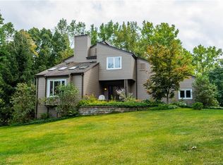 3 Wildwood Rd, Farmington, CT 06032