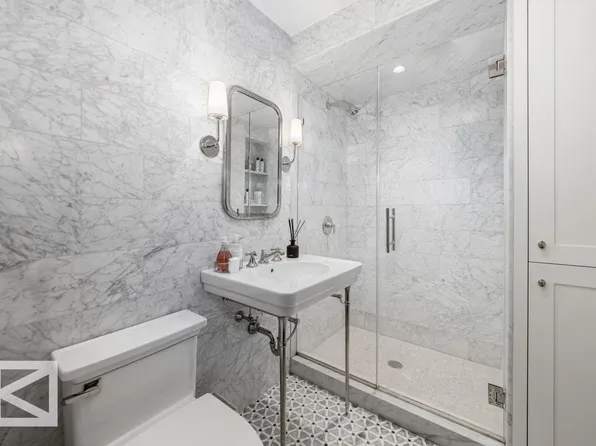 300 Central Park West image 20 of 20