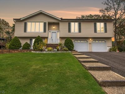 16 Ironwood Way, Little Falls, NJ, 07424