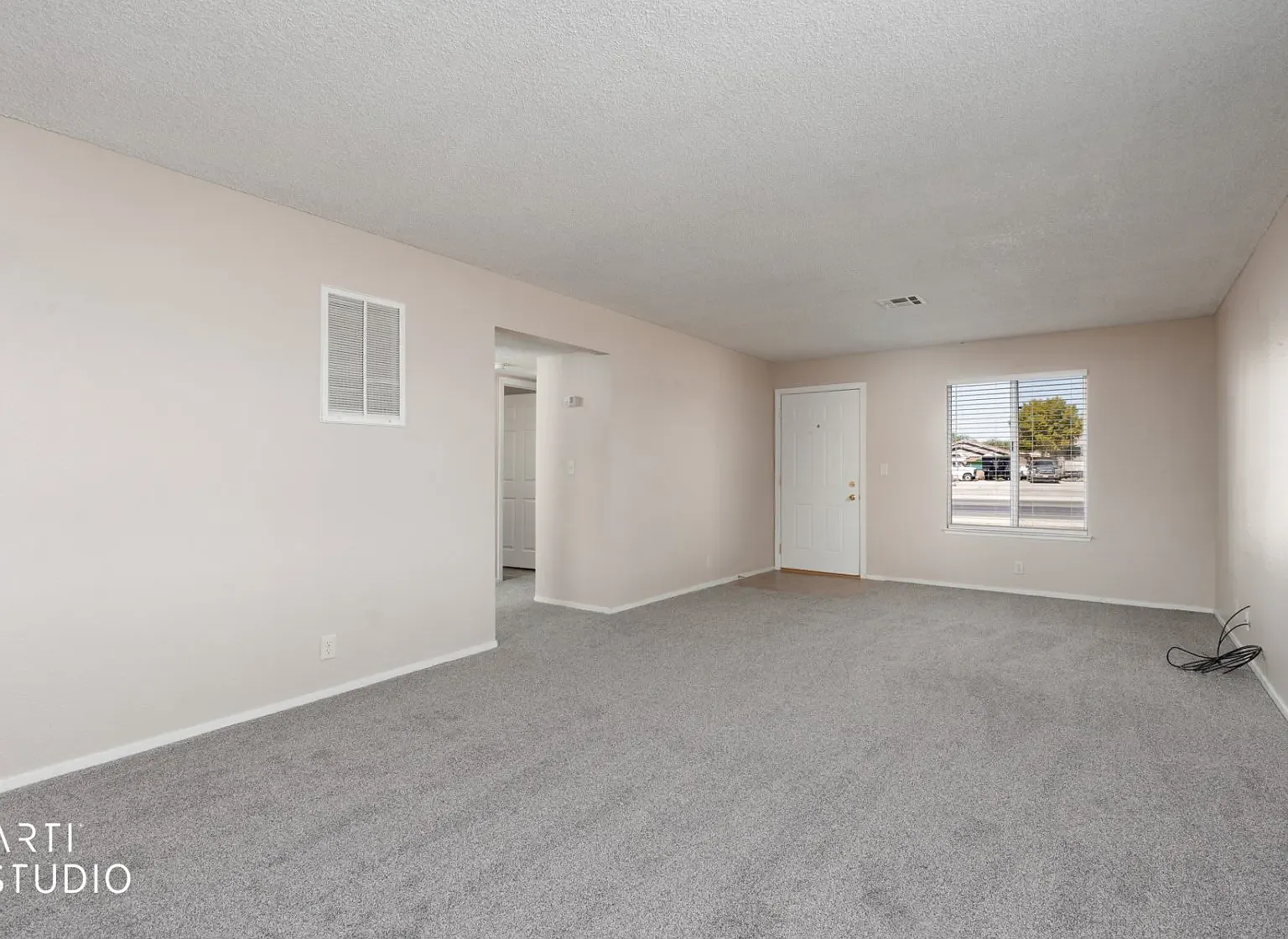 230 Riverside Road — Photo 4