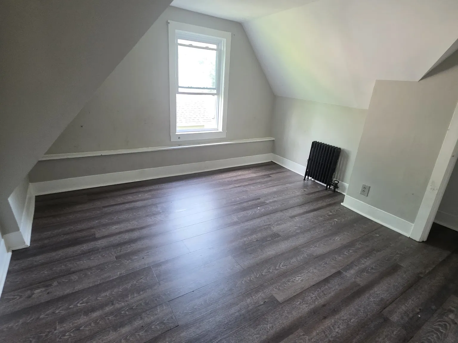 2 bed, $1,250 — Photo 4