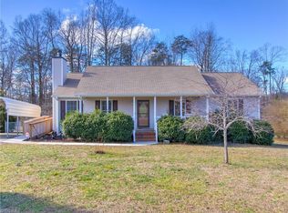 8299 Busickwood Dr, Browns Summit, NC 27214