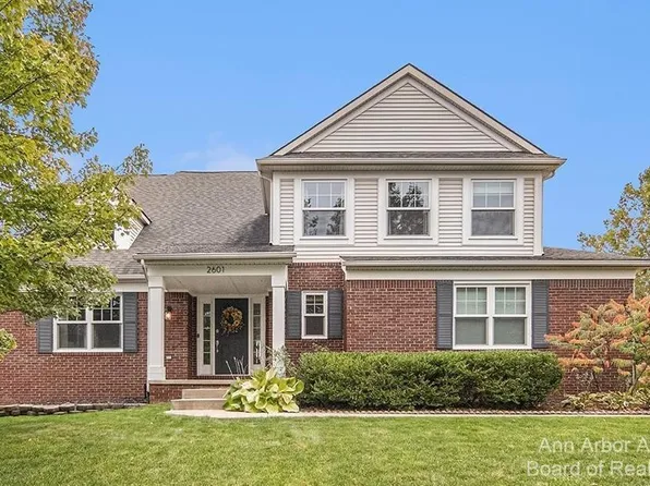 2601 Mystic Dr, Ann Arbor, MI 48103