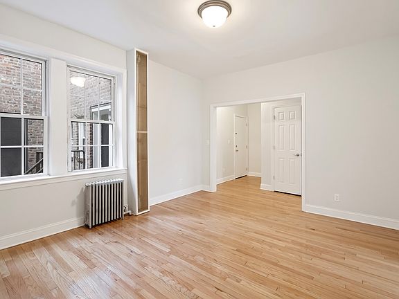 4th image of 412-414 Kearny Ave #9