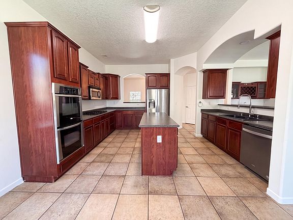 2nd image of 1313 Reynosa Loop SE