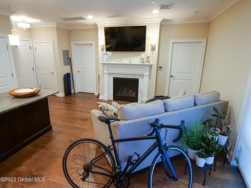 5th image of 97 East Avenue #205