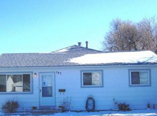 347 Cribbon Ave, Cheyenne, WY 82007