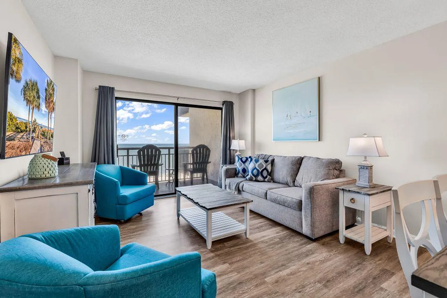 2 bed, 2.0 bath, 936 sqft, $4,334 — Photo 1