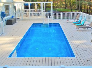 4427 Lakewood Dr, Warrenton, VA 20187