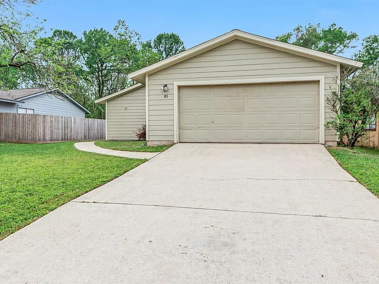 81 Blue Fox Rd — Photo 1
