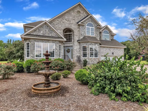 430 Federal Rd, Benson, NC 27504