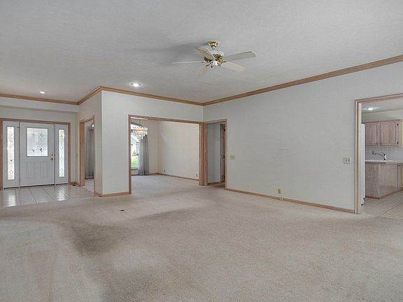 3rd image of 4844 E Kingwood Court