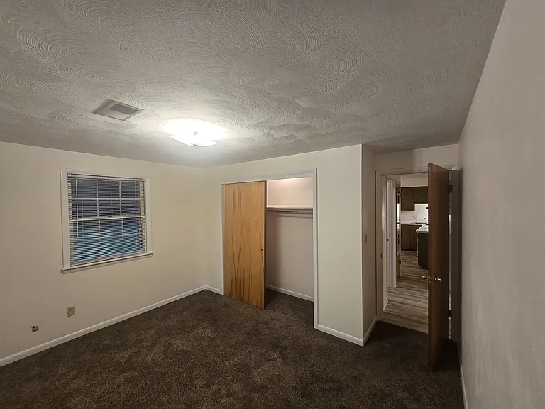 735 Mellen Dr — Photo 8
