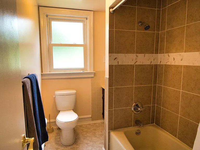 143 Green St — Photo 13