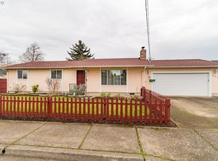 343 S 37th St, Springfield, OR 97478